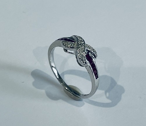 9ct Gold 375 White Diamond & Ruby Kiss Ring - Size N - UK Hallmark