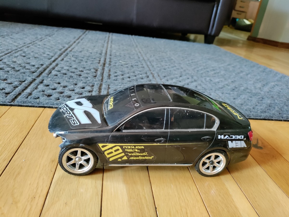 NIKKO RC Car Lexus GS430, Good Motor. No Remote, Read