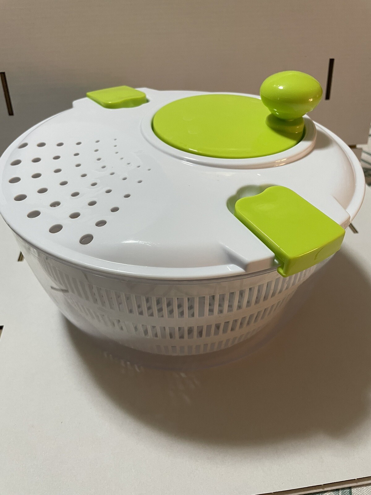 Salad Spinner-Wash，Spin & Dry Salad Greens，Fruit & Vegetable Wash，4.2Qt. Green-image