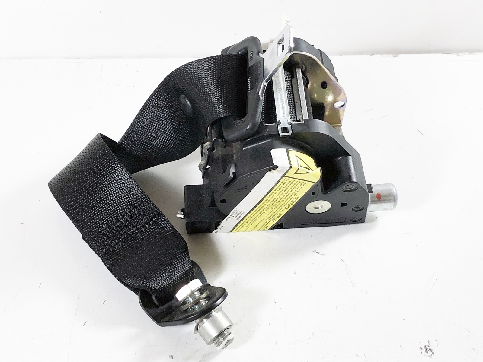 03-13 Maserati Quattroporte M139 Rear Left Seatbelt Retractor OEM NERO Black