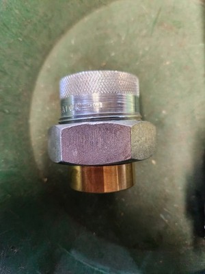 Watts Dielectric Union 1-1/2'' x 1-1/2'' 5DMG4
