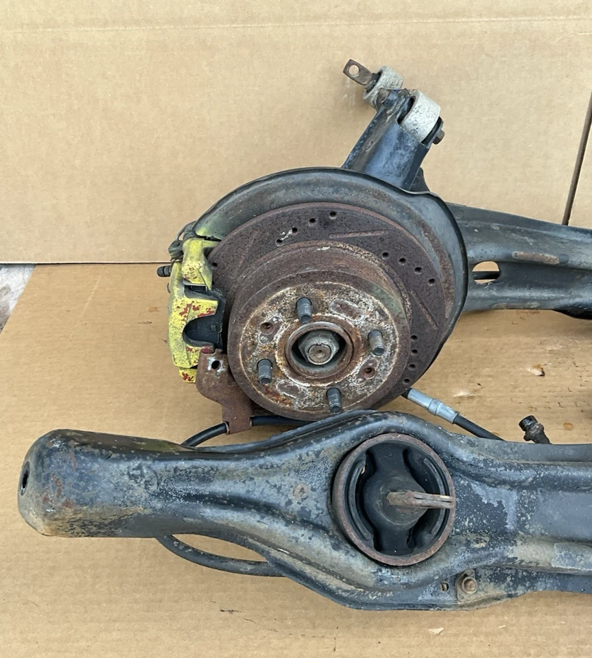 Оригинальный комплект задних продольных рычагов дискового тормоза 92-00 Honda Civic 94-01 Acura Integra - Изображение 2 из 4