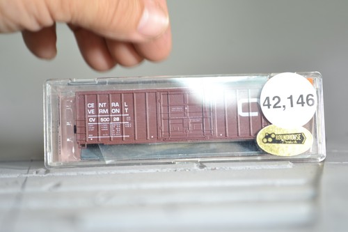 42146 Escala N MDC ROUNDHOUSE 50' CAJA COCHE CV CENTRAL VERMONT | Condition: Used