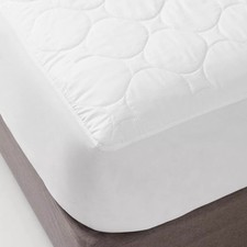 Twin/Twin XL Waterproof Quilted Mattress Pad - Room Essentials: White Microfiber