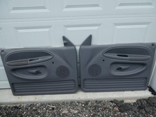 98-01 Dodge Ram - Quad Cab Interior Front Door Panel Set Manual Gray Oem Lh Rh