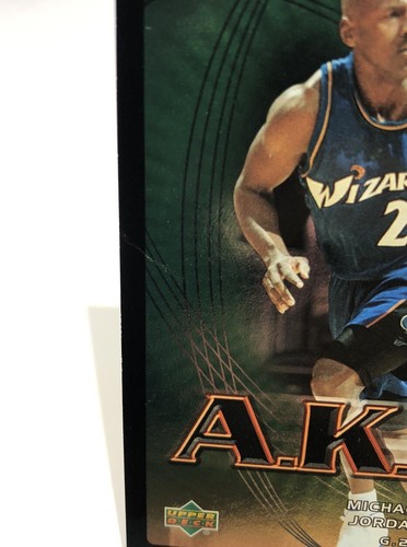 Michael Jordan 2003-04 Upper Deck Victory AKA Air Hologram #211 Wizards - Picture 4 of 5