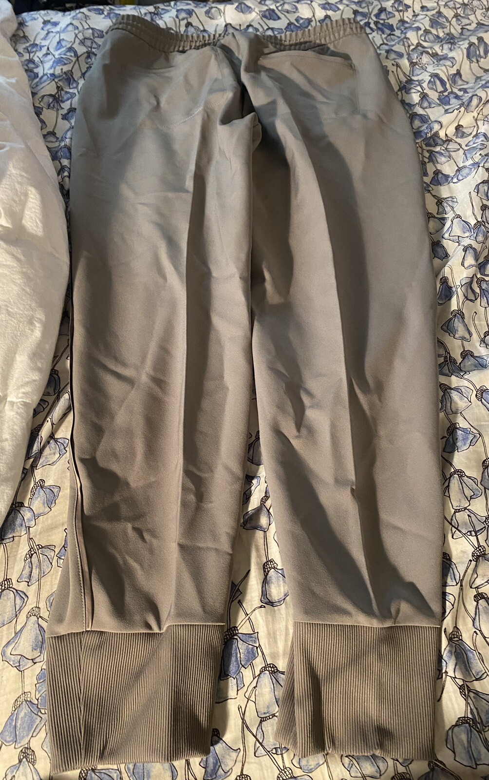 Athleta Endeavor Jogger Bluff Grey 10 Excellent! eBay