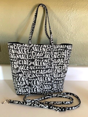 BALENCIAGA EVERYDAY XS