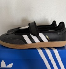 ADIDAS BLACK SAMBA JANE WOMEN  S SHOES  BRAND NEW WITH BOX  SIZE 9
