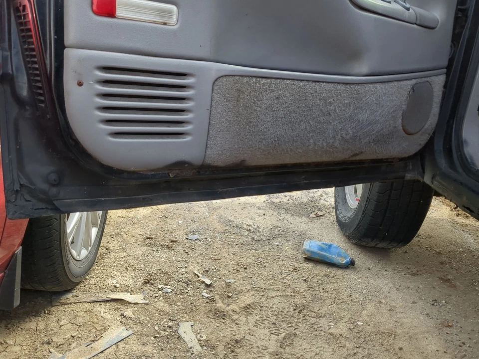 Chevrolet K1500 Driver Front Door Oem KF831 Foto 3 de 3