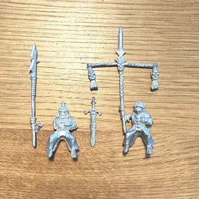 Warhammer Fantasy - Undead / Vampire Counts - 2x Skeleton Black Knights