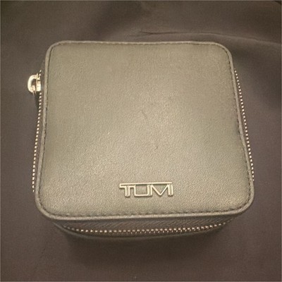 TUMI Belden Black Zip-Around Leather Travel Jewelry Case 4x4 148519-1041