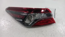 Driver Left Tail Light Brake Lamp Quarter Panel Mntd Clear Lens Fits 18-19 CAMRY