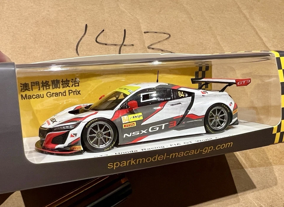 Honda Acura NSX GT3 Spark 1/43 Racing #84 GT World Cup Macau Grand Prix GP 2017 - Image 4 of 4