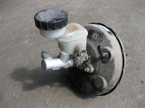 Daihatsu Cuore L2 L251 (03-07): Bremskraftverstärker Hauptbremszylinder ohne ABS