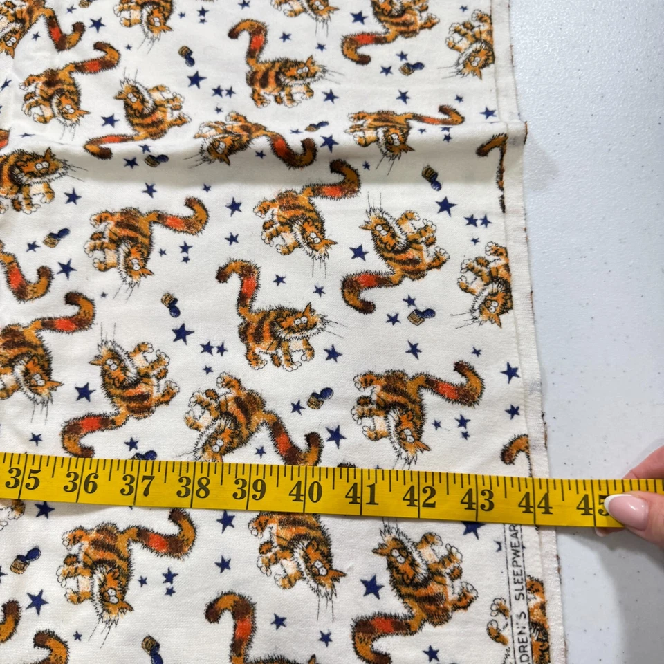 tela naranja gatos gatitos estrellas 44x110 3 yardas Foto 4 de 4