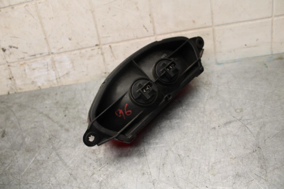 Luz de freno trasera Honda Super Hawk 1000 VTR1000F 1999 BB51 Foto 3 de 4