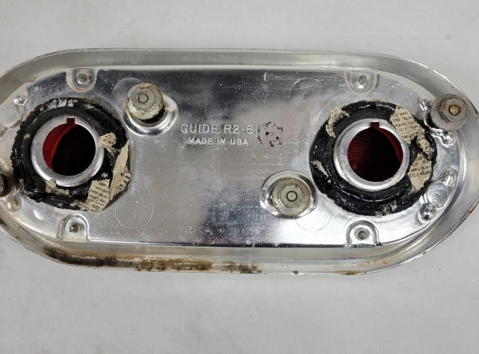 1961 Pontiac Catalina Ventura Lt Tailight Assembly Guide R2-61 OEM GM - Image 4 of 4