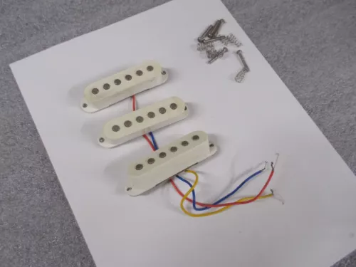 Vintage 80's / 90's electric guitar single coil pickups - Korea - Great sound!!