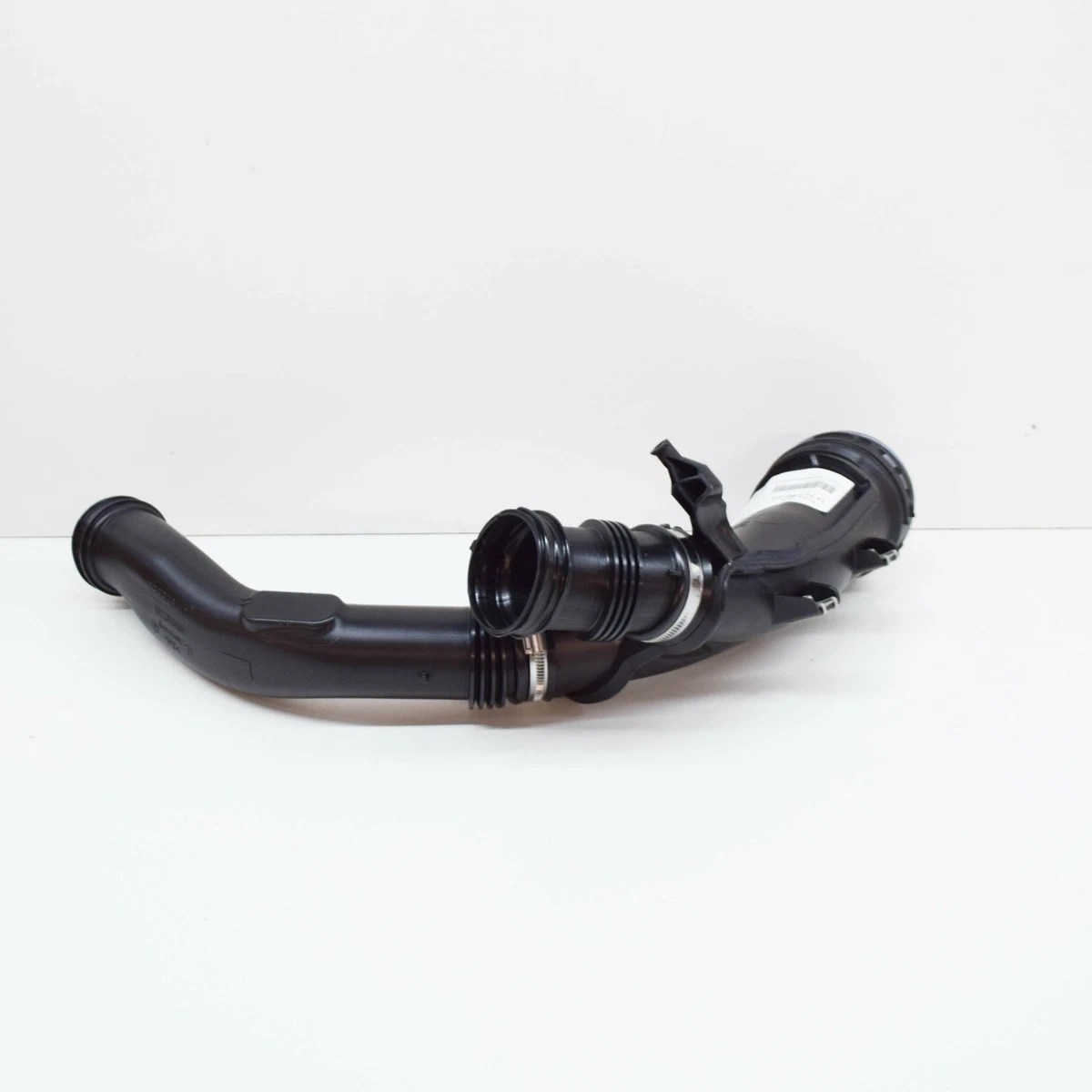 BMW E71 F01 F02 SAC Sedan Air Duct Filtered Pipe 7582312 