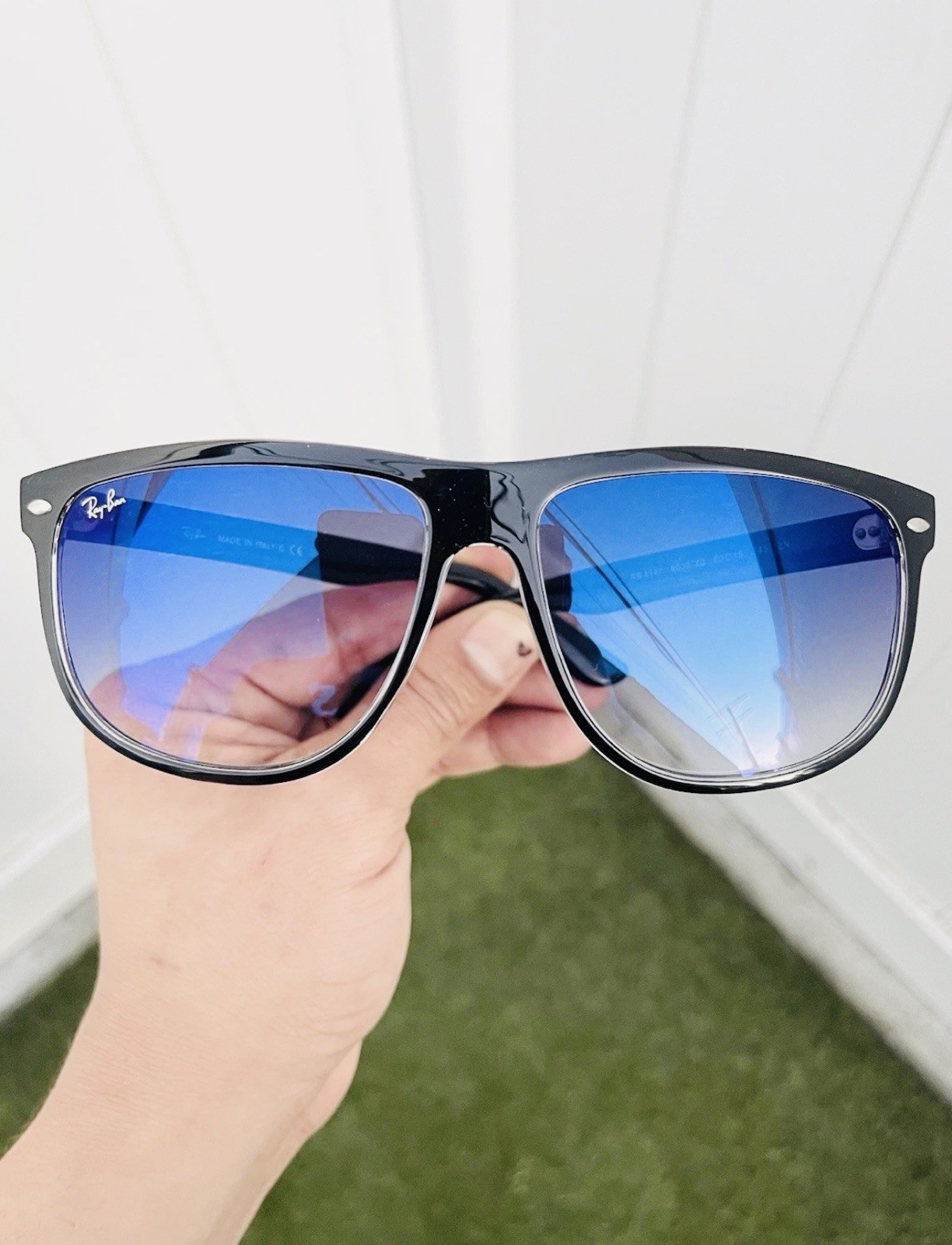 RayBanBoyfriendRB41474147BlackTransparentSize60/15CaseIncludedNWT