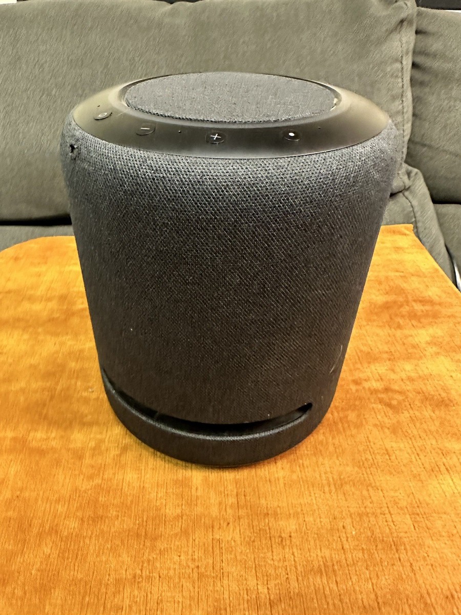 Amazon Echo Studio Smart Speaker Black 02T2V3 cosmetic damage