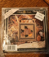 1994 Mill Hill Cross Stitch Bead Kit Autumn Fall Halloween Pumpkin Patch
