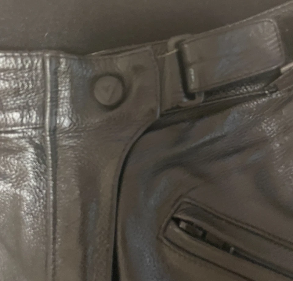 Pantalón de motociclista de cuero Dainese talla 48 Foto 2 de 4