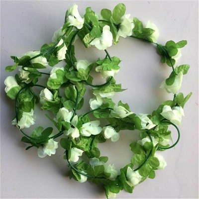 Realistische k��nstliche h?ngende Blumen f��r Festivals und florale Hommagen