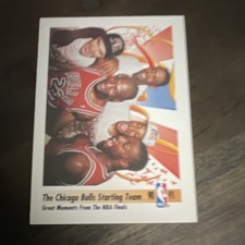 SkyBox 1991-92 NBA Finals Chicago Bulls Starting Team #337 Basketball Card