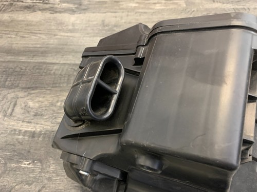 Yamaha R3 MT03 Air Filter Cleaner Case Box 1WD-E4411-00-00 OEM - Picture 2 of 8