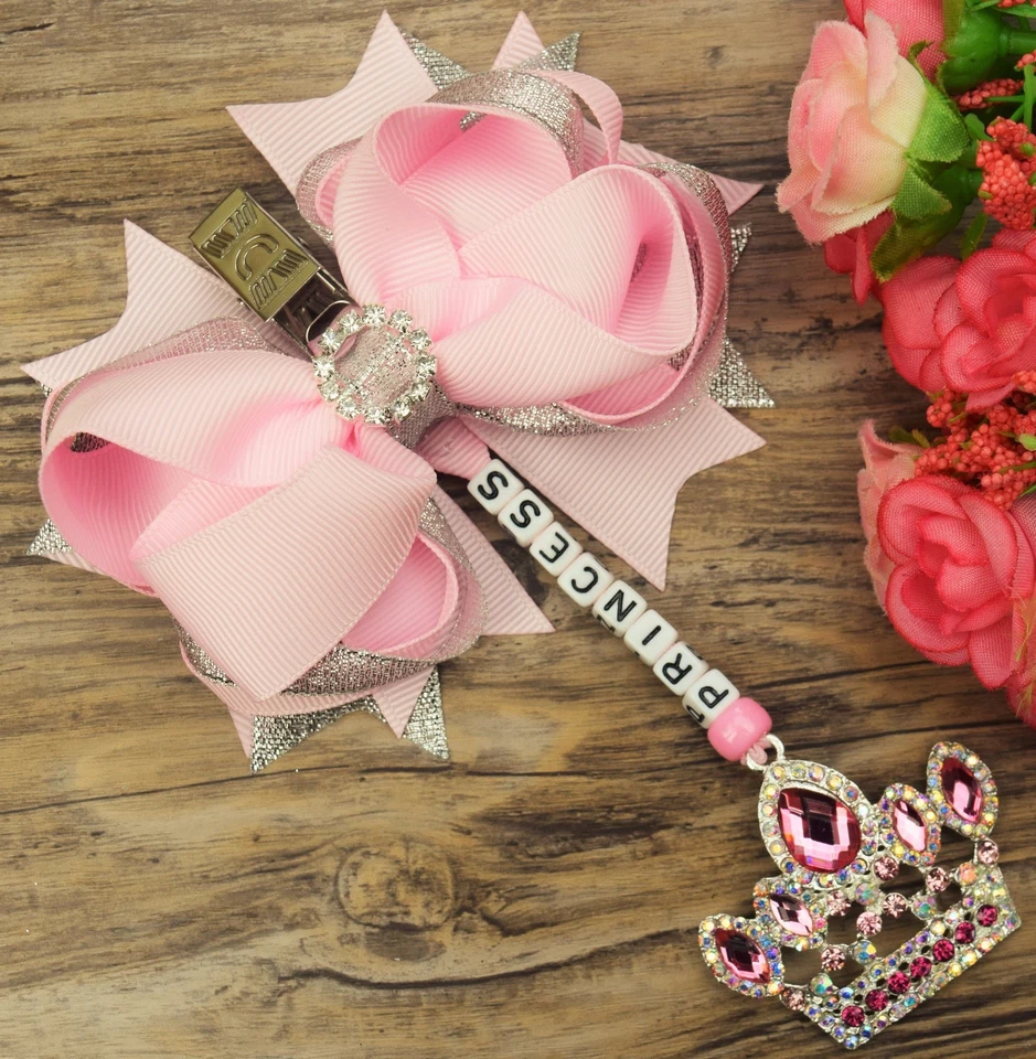 Personalisierter atemberaubender Kinderwagen Charm in Baby rosa Baby Mädchen groß 4,5 Zoll Schleife