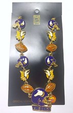 Minnesota Vikings 23 Helmet/Logo Charm Gold Necklace - VIntage NFL Jewelry
