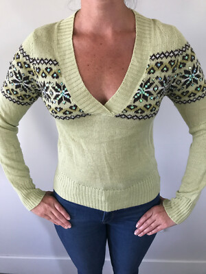 VENUS Women's Green V-Neck Ski Sweater with Brown Accents Size Medium NEW