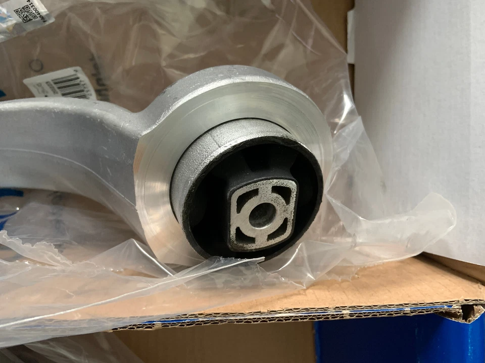 Delphi FRONT Control Arms & Ball Joint FIT AUDI A4 (2 - Driver and Passenger) - Image 3 of 4