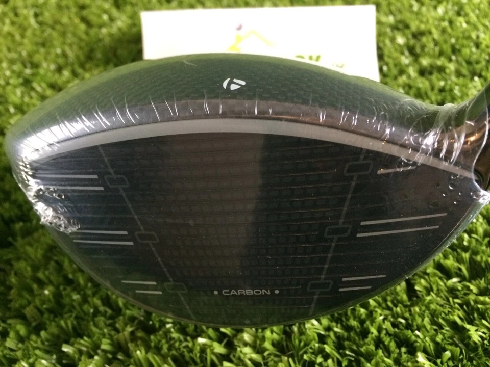 Taylormade Qi35 Driver 9* with a Fujikura Ventus Blue Regular Shaft (13788) - Image 2 of 4