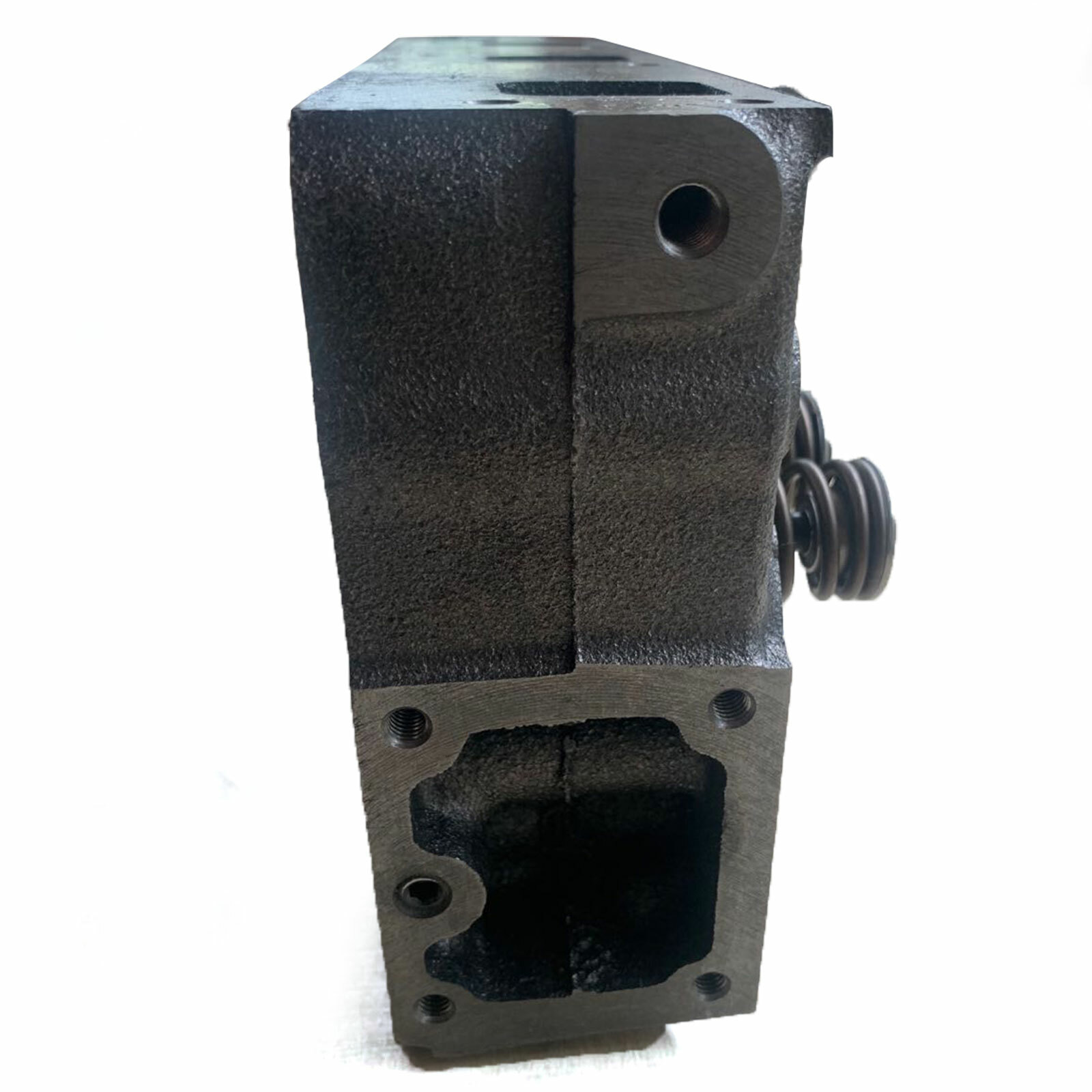 New For Kubota D1105 Complete Cylinder Head with Valves Spring +Full Gasket Kit