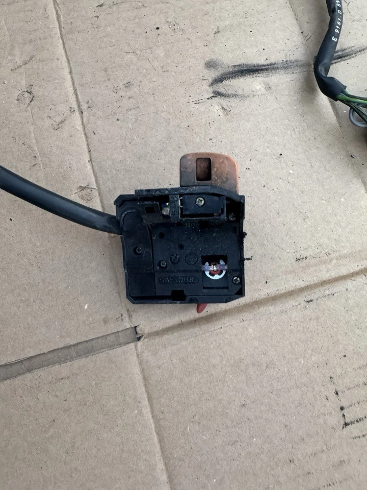 Conjunto de interruptor de control de manillar derecho 94-00 BMW R850R R1100 R1100RS OEM Foto 2 de 2