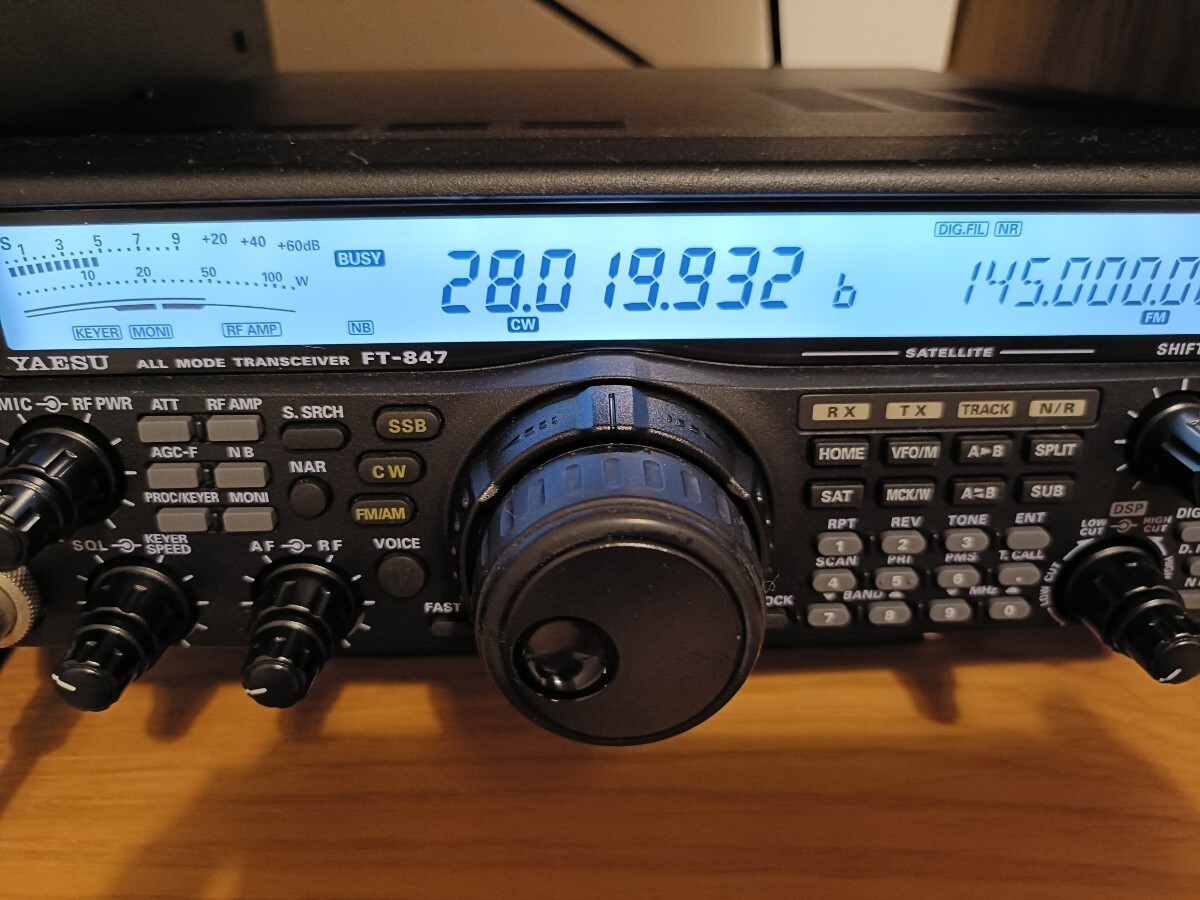 PC101様、八重洲 FT847 HF~430MHz オールモード機 YAESU FT-847 HF 430MHz Ham Radio Transceiver Working