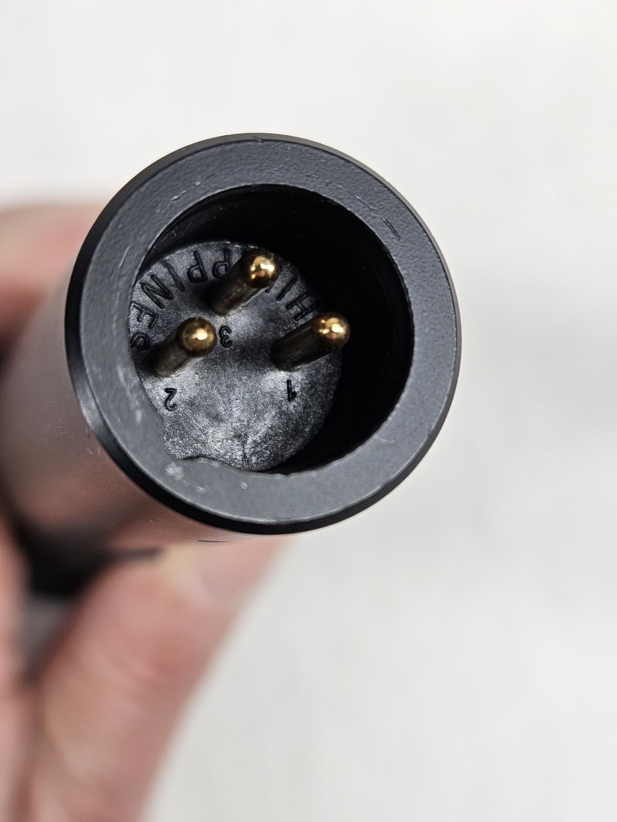 Audio-Technica Black M4000S Handheld Dynamic Microphone Mic Lot Of 2 UNTESTED 