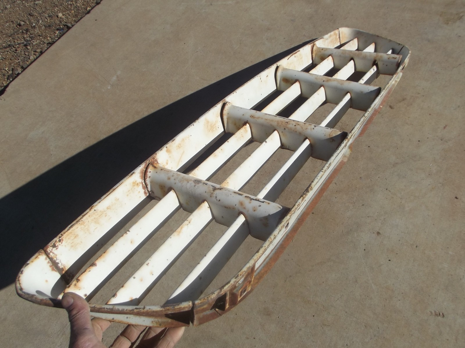 1955 SECOND SERIES 1956 CHEVROLET TRUCK ORIGINAL GRILLE pickup 3100 3200