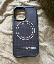 OtterBox black back case cell phone case magnetic wireless charging
