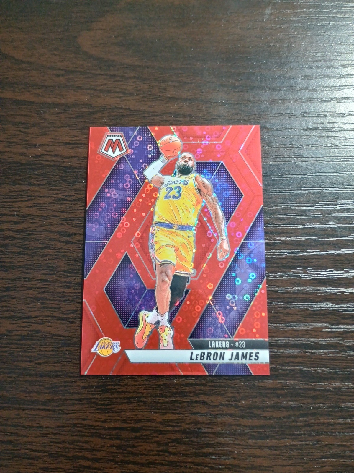 2024-25 Panini Mosaic - LeBron James #180 Fast Break Red Mosaic Prizm /99