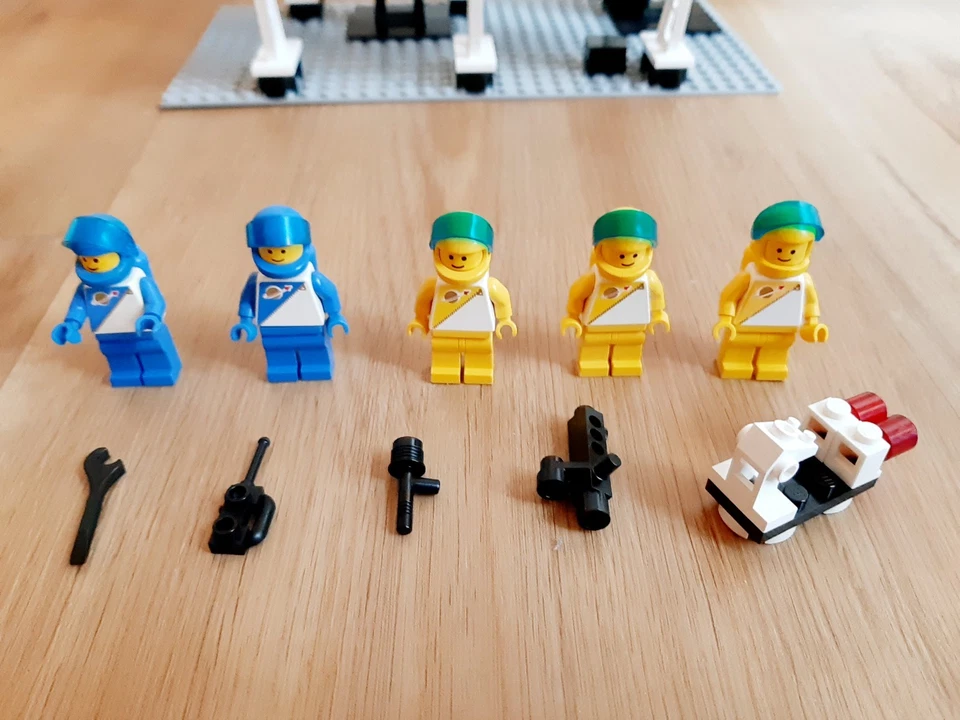 LEGO Classic Space 6990 Futuron Monorail Transport System mit OBA Weltraum - Bild 3 von 4