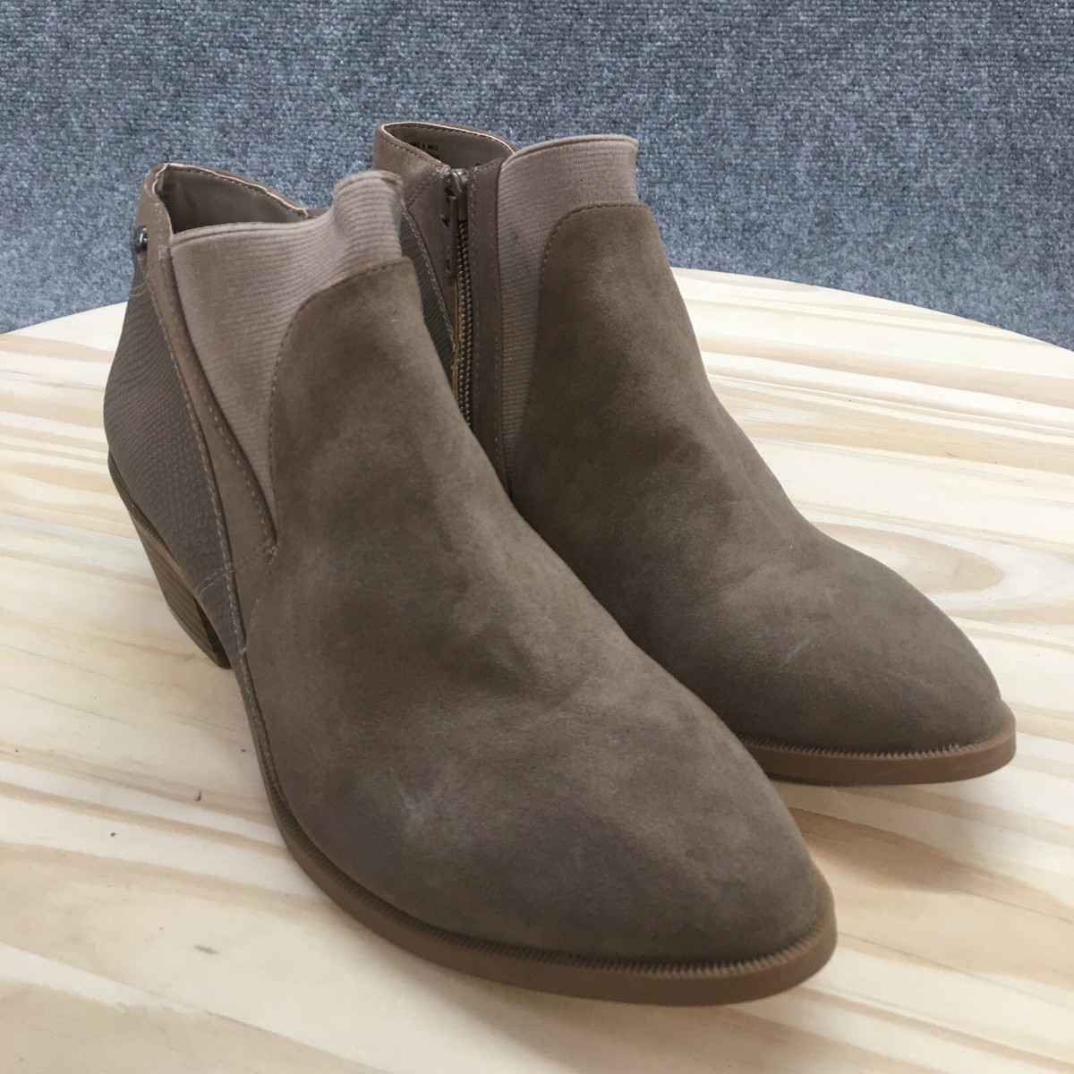 Brown Vera Wang Skylark Boots Simply Vera Vera Wang Boots Womens M