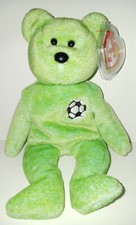 Authentic Ty "KICKS the Soccer Bear" Beanie Baby - 1999 - Excellent