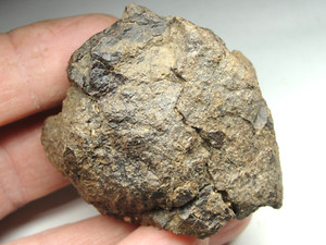 METEORITE - B9-7869 - 134.0g - TOP QUALITY SPECIMEN - UNCLASSIFIED/ENSTATITE