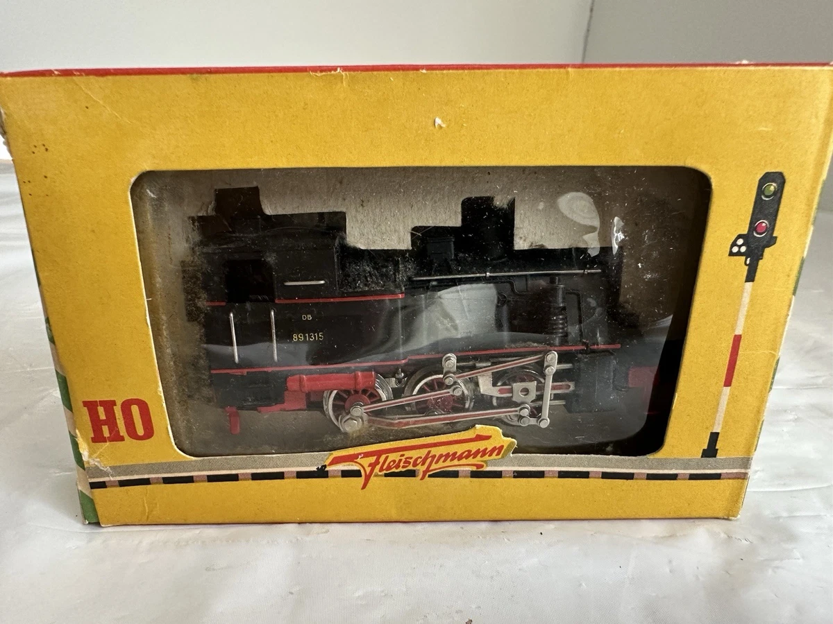 Fleischmann HO Deutsche Bahn Steam Locomotive Model Railroad