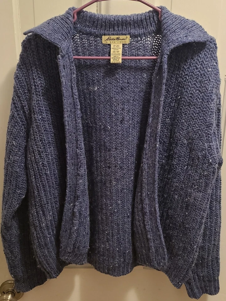 Cardigã suéter feminino Eddie Bauer vintage com botões 80% lã tamanho XS pequeno - Imagem 2 de 4