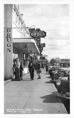 #ad 1940s Hermiston Oregon Street Scene Leo People RPPC Postcard 25 10356 $29.99
